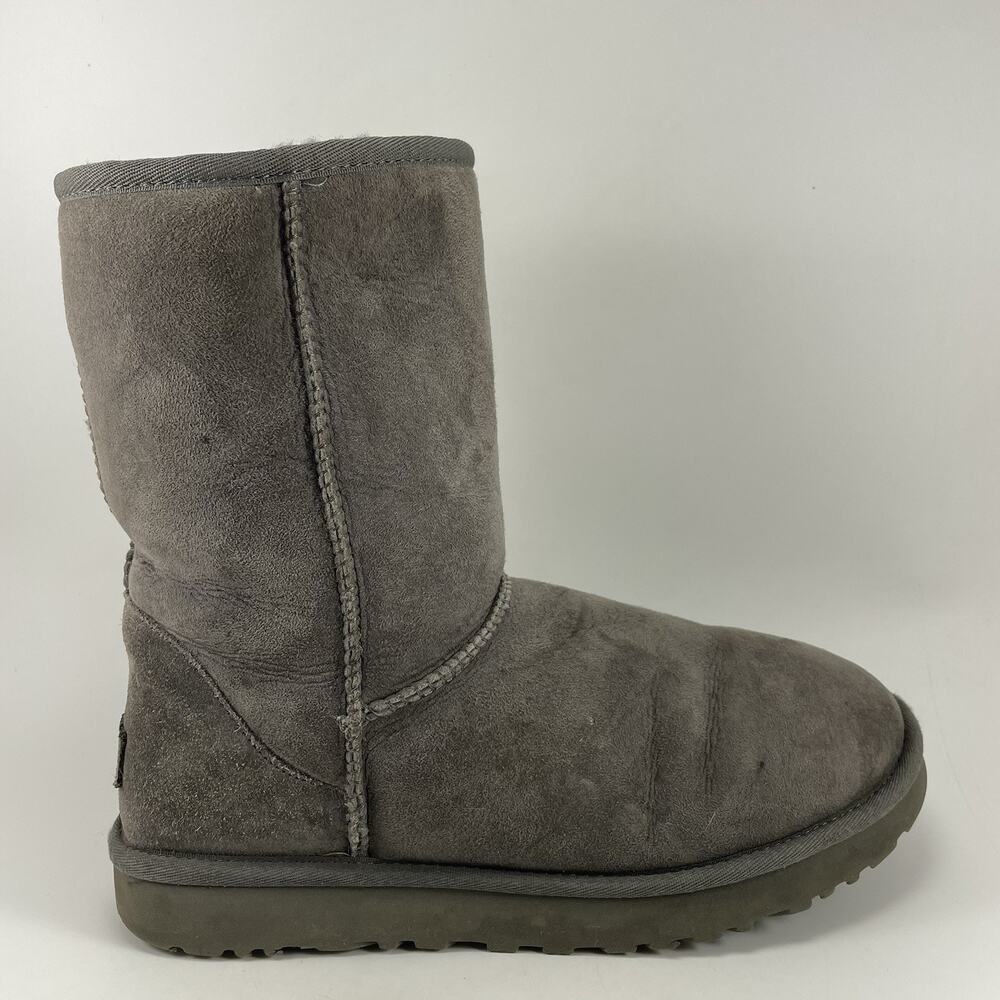 UGG Classic Tall II Boots Womens Size 11 Gray Suede Sheepskin Winter Tall